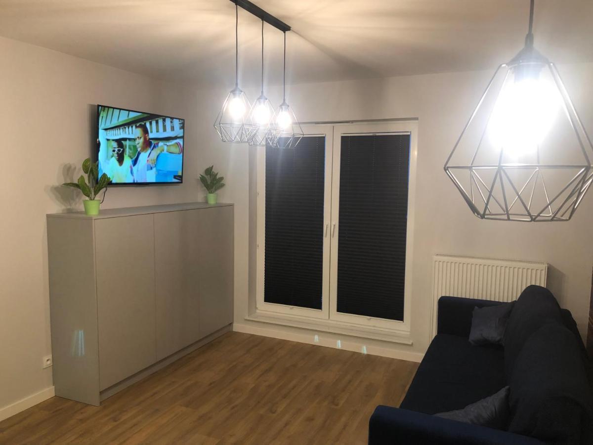 Klimatyzowany Apartament Egipt Z Sauna I Miejscem Parkingowym キェルツェ エクステリア 写真